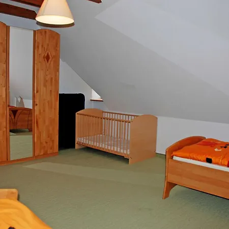 Unterm Reetdach Bauernhof Sellin (Rugen)