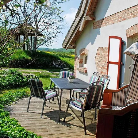 Unterm Reetdach Farm stay Sellin (Rugen)