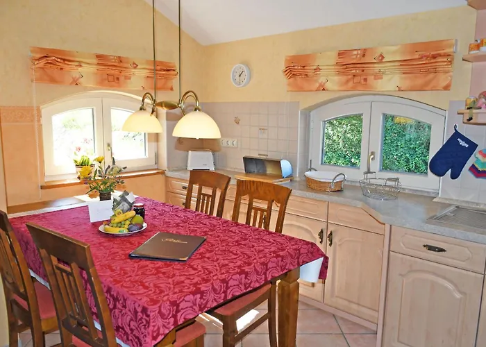 Unterm Reetdach Sellin (Rugen)